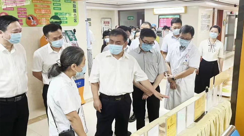 閆樹江赴福建、湖南調(diào)研《中醫(yī)藥法執(zhí)法檢查報(bào)告》落實(shí)情況